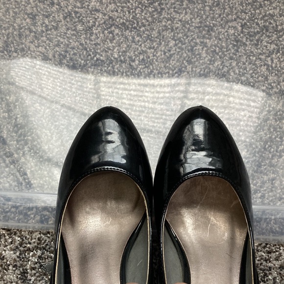 Black heels with straps. Pointed. Size 5 - Picture 8 of 8